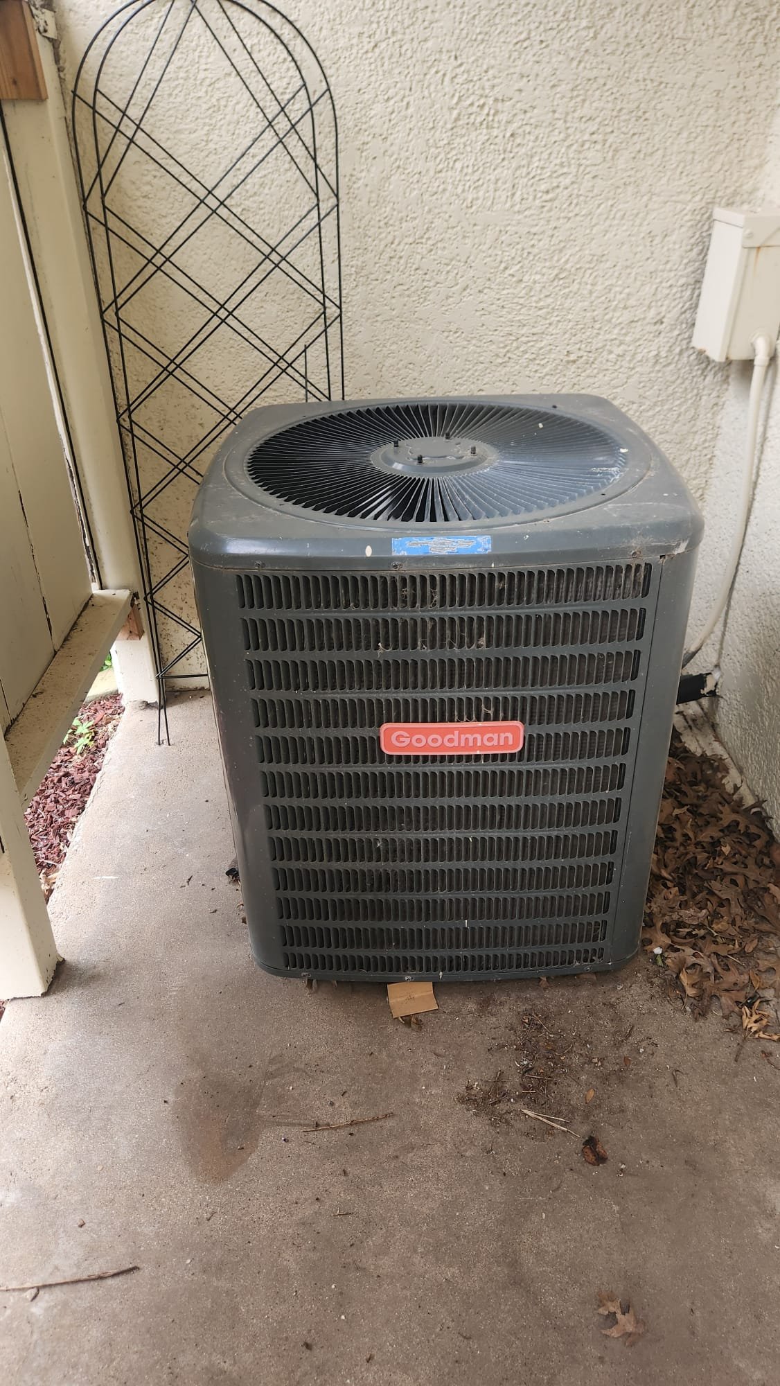 New AC condenser installed by Texas Choice Heating and Air